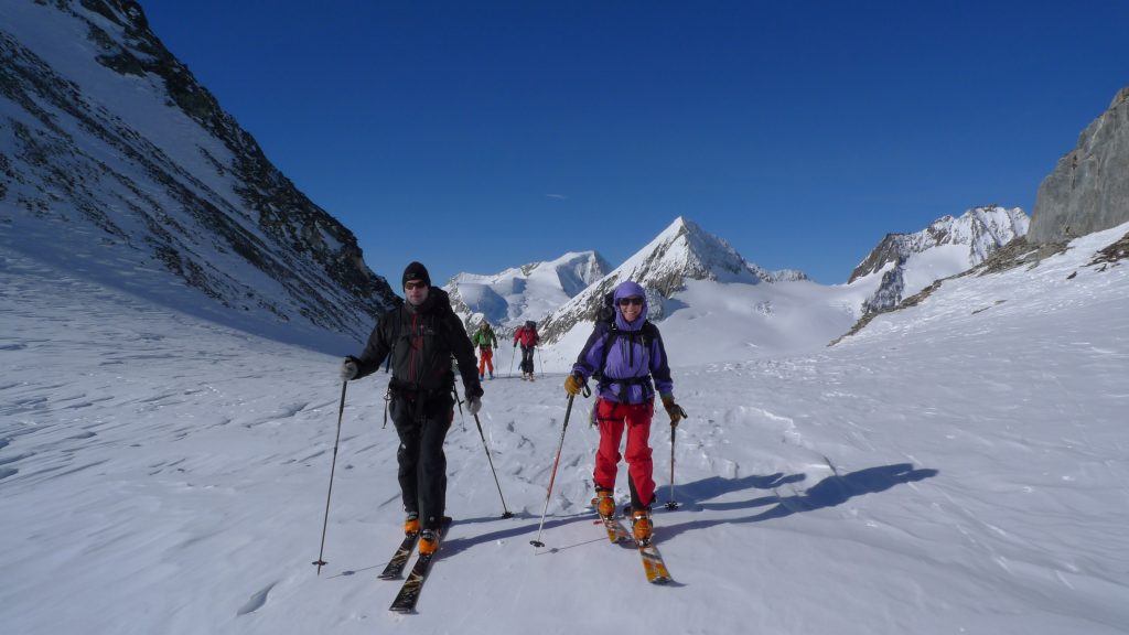 Off Piste Skiing and Ski Touring Courses Avalanche Courses. Oberland